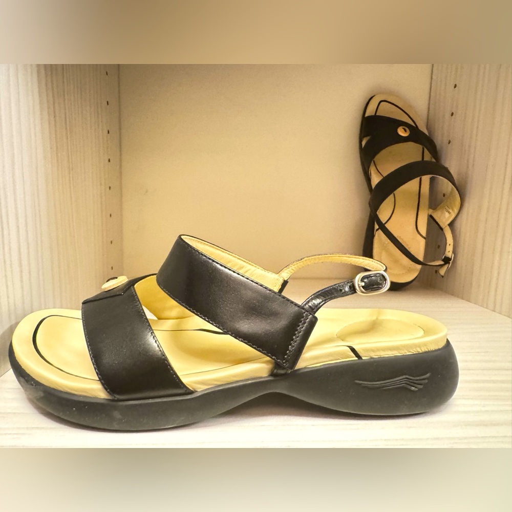 Dansko New Black and Cream Women's Sandals